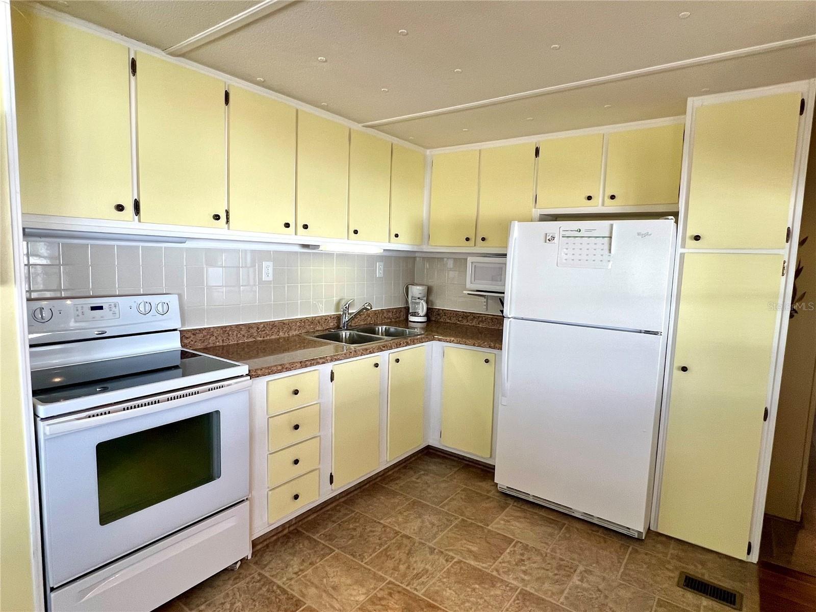 HARBOR COVE - Residential