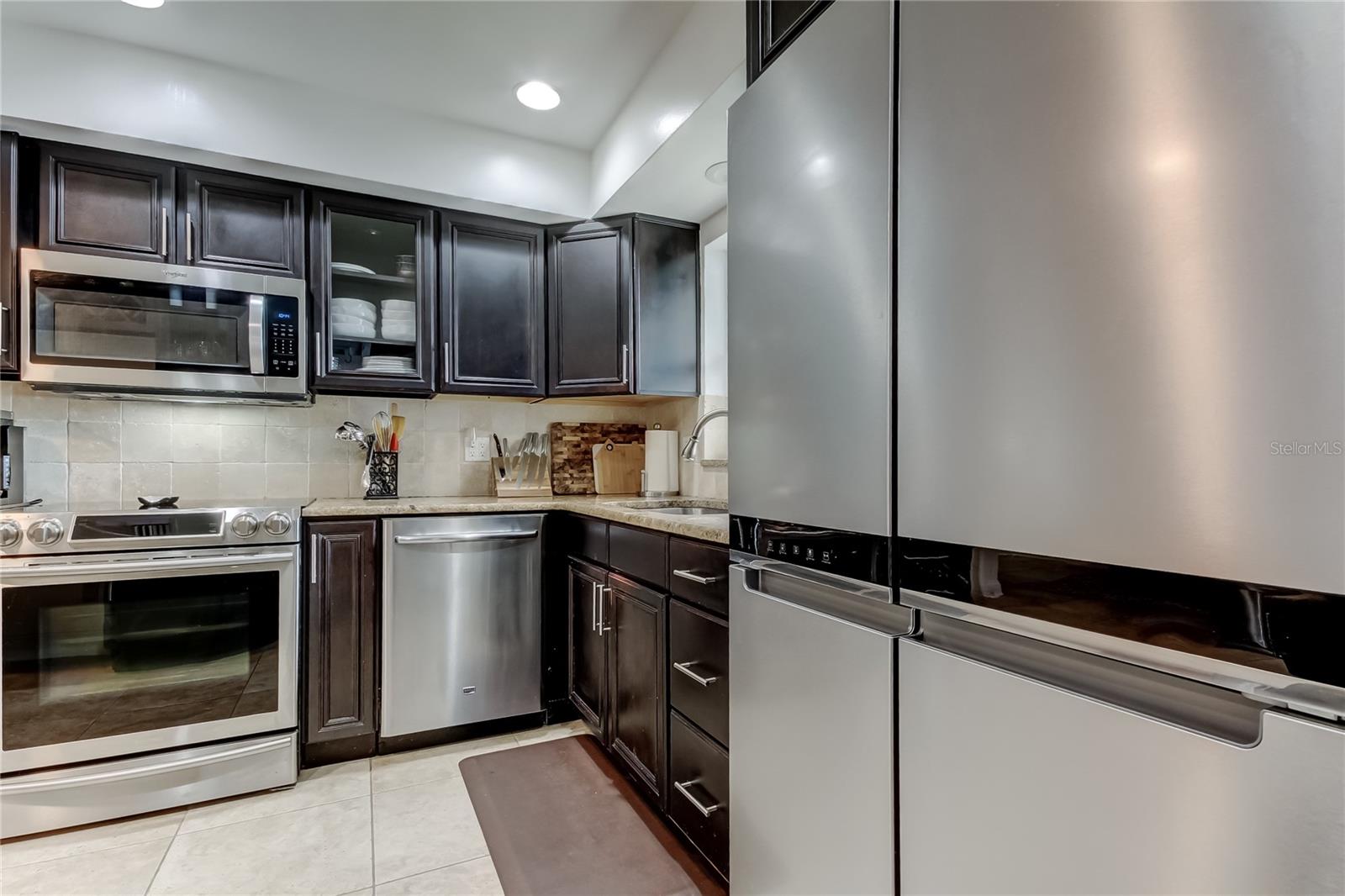 DEL ORO GROVES 1ST ADD - Residential