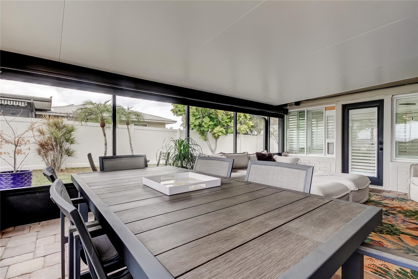 DEL ORO GROVES 1ST ADD - Residential