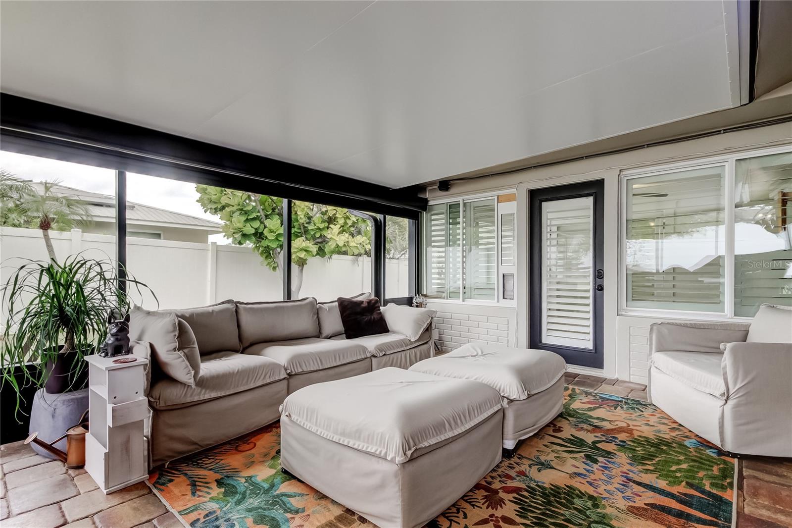 DEL ORO GROVES 1ST ADD - Residential