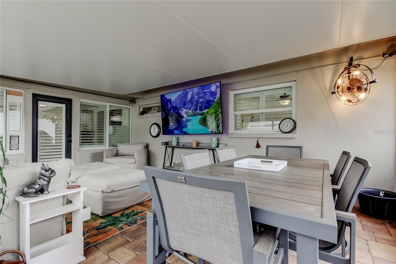 DEL ORO GROVES 1ST ADD - Residential