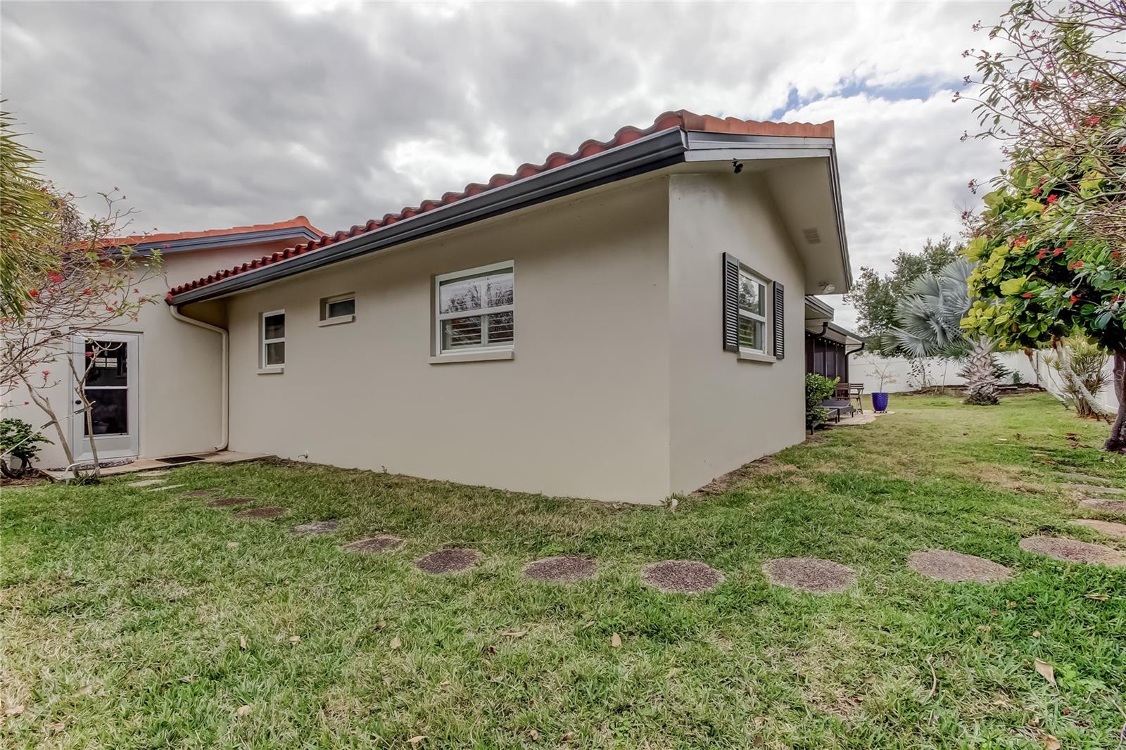 DEL ORO GROVES 1ST ADD - Residential