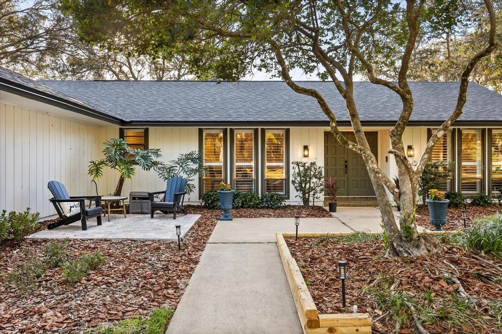 Photo of 112 Brandywine Lane, Longwood, FL 32779 (MLS # O6378298)