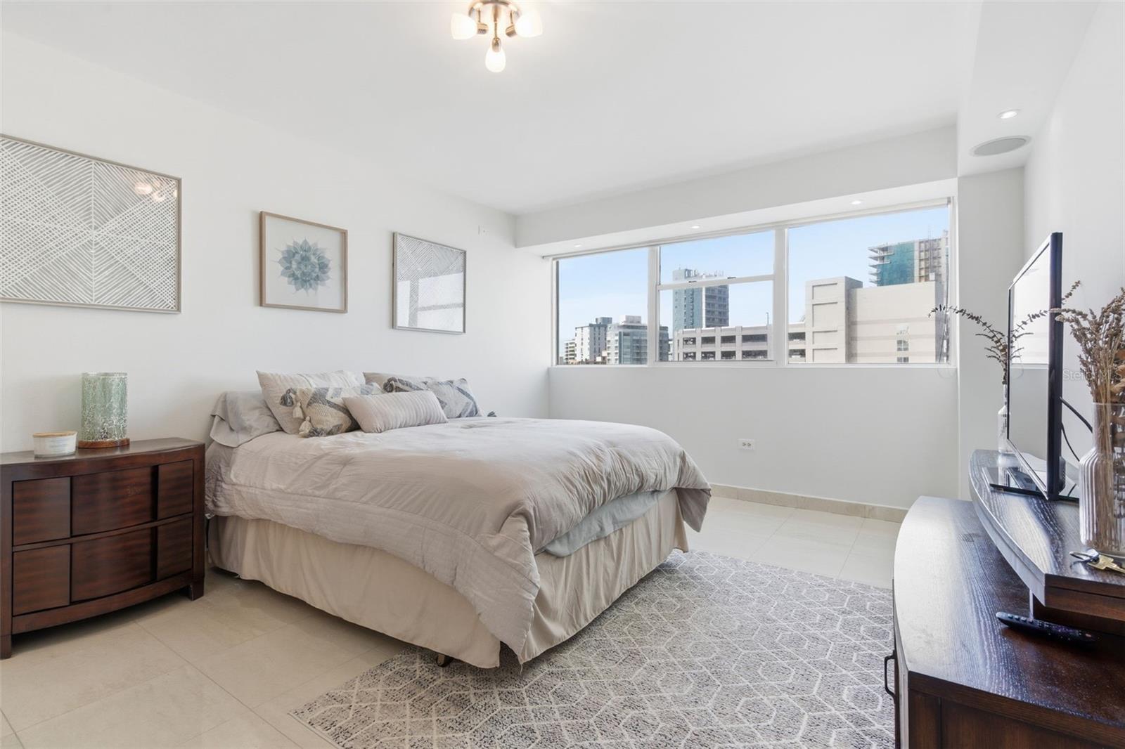 ACQUAMARINA CONDOMINIUM - Residential Lease