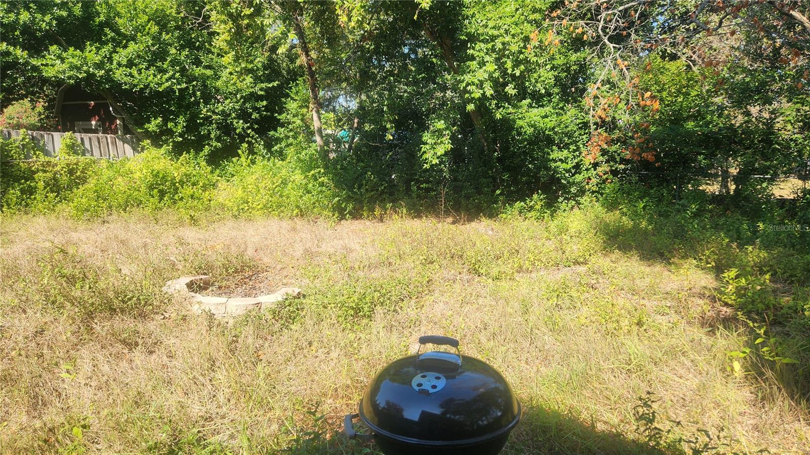 LAKESIDE TERRACE - Residential