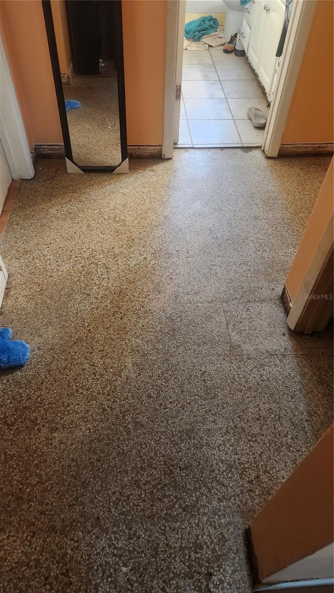 LAKESIDE TERRACE - Residential