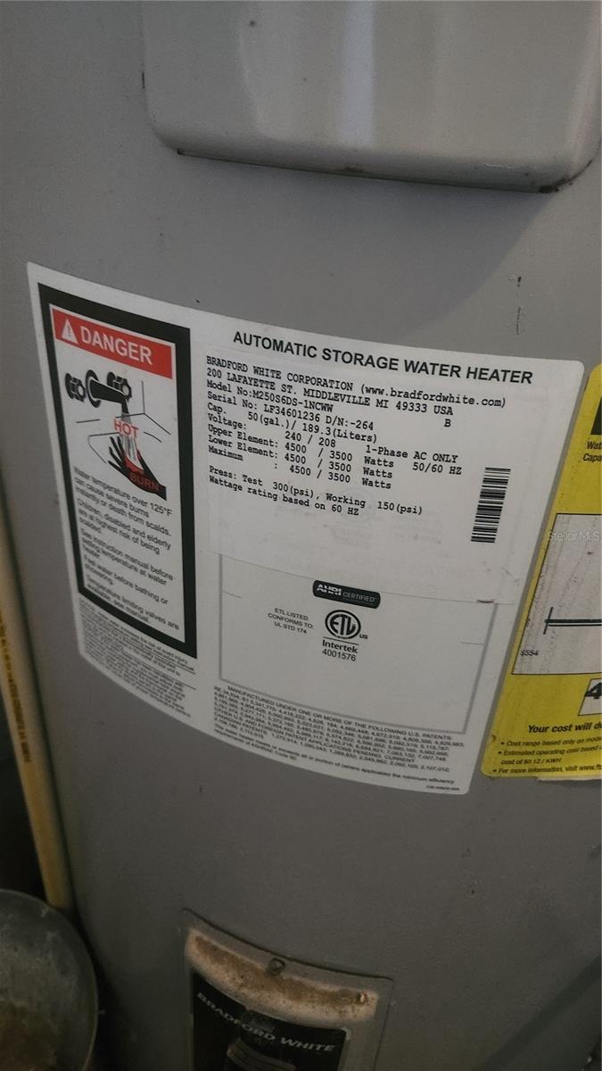 LAKESIDE TERRACE - Residential