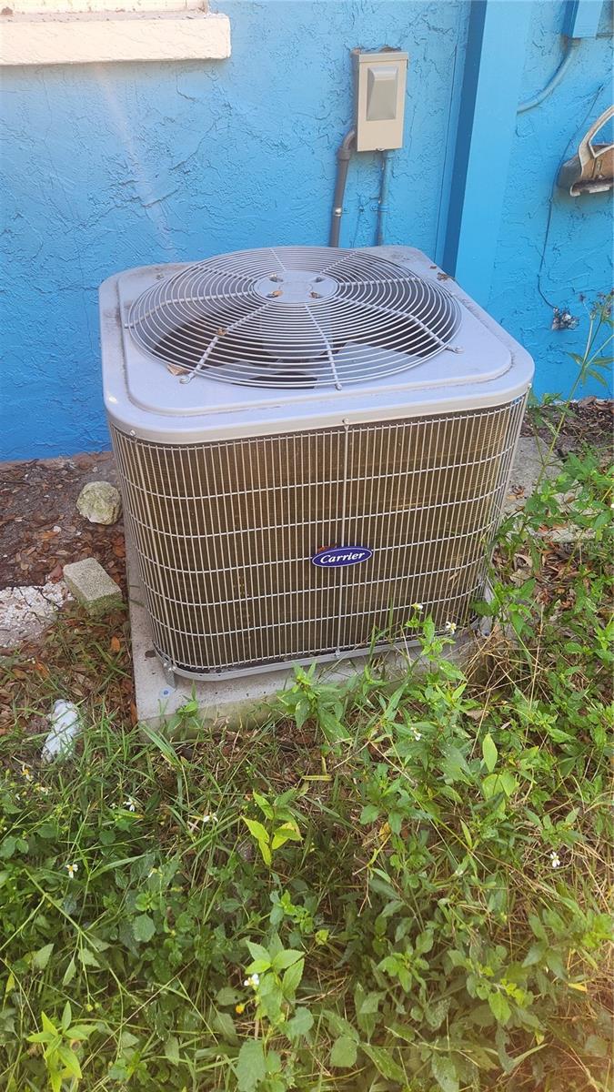 LAKESIDE TERRACE - Residential