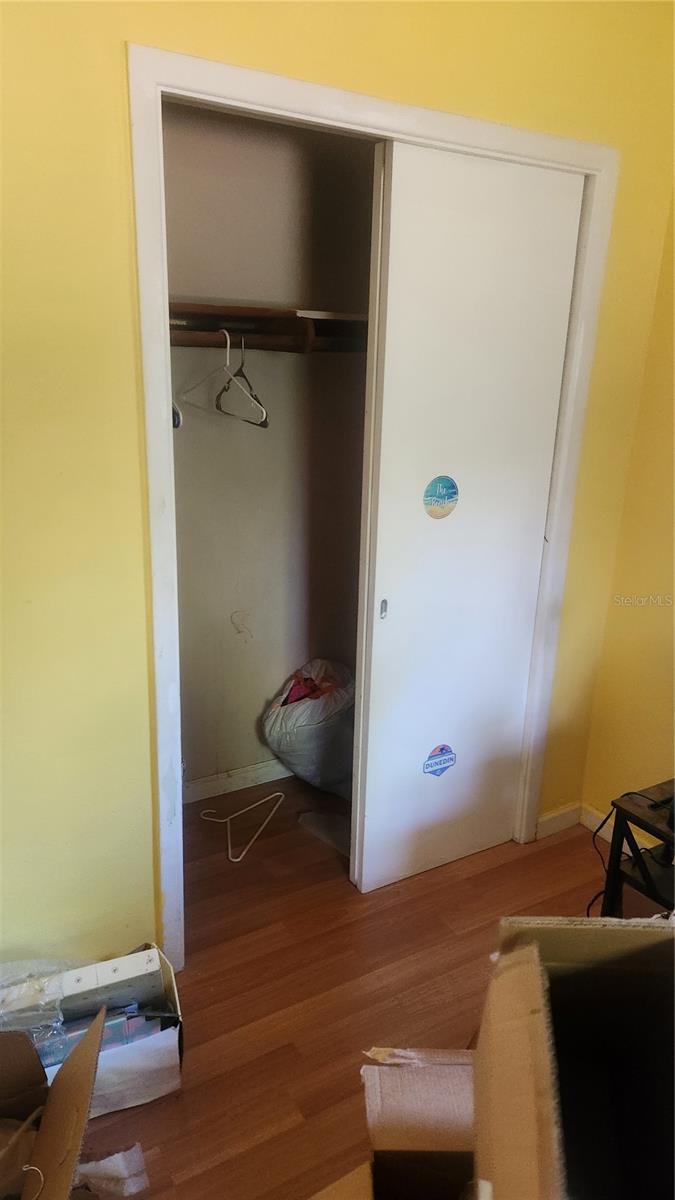 LAKESIDE TERRACE - Residential