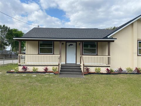 Photo of 1002 E Bougainvillea Avenue, Tampa, FL 33612 (MLS # TB8426809) Photo of 1002 E Bougainvillea Avenue, Tampa, FL 33612 (MLS # TB8426809)