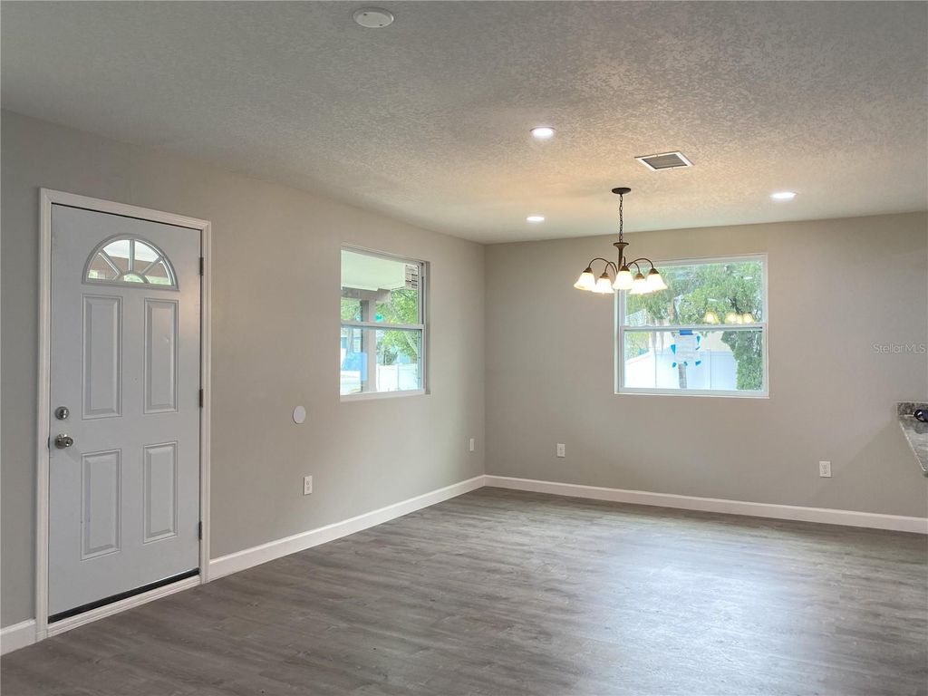 Photo of 1002 E Bougainvillea Avenue, Tampa, FL 33612 (MLS # TB8426809)