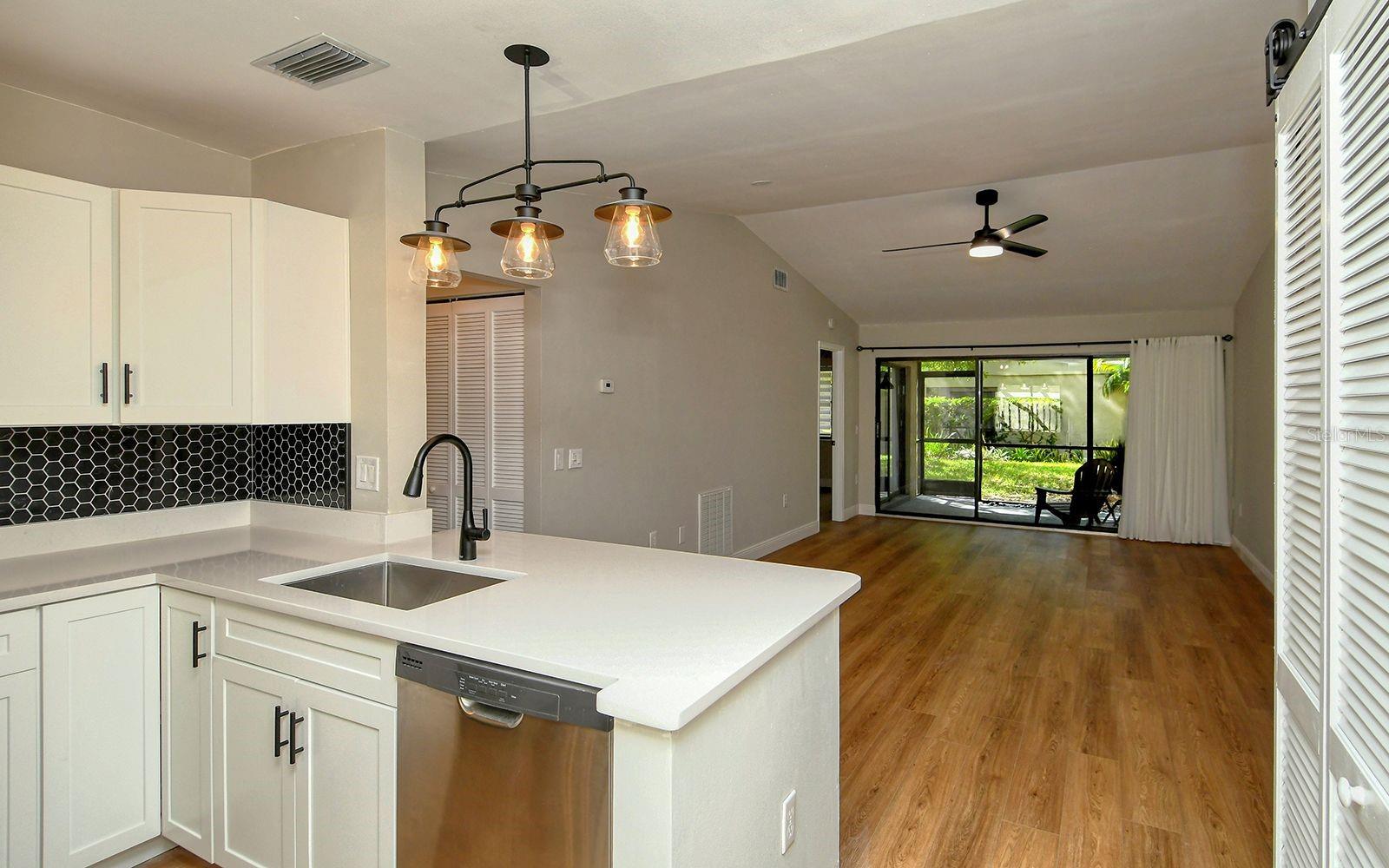 SUMMERSIDE - Residential Lease