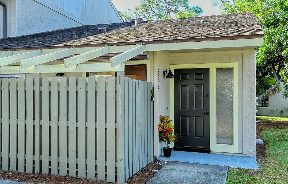 SUMMERSIDE - Residential Lease