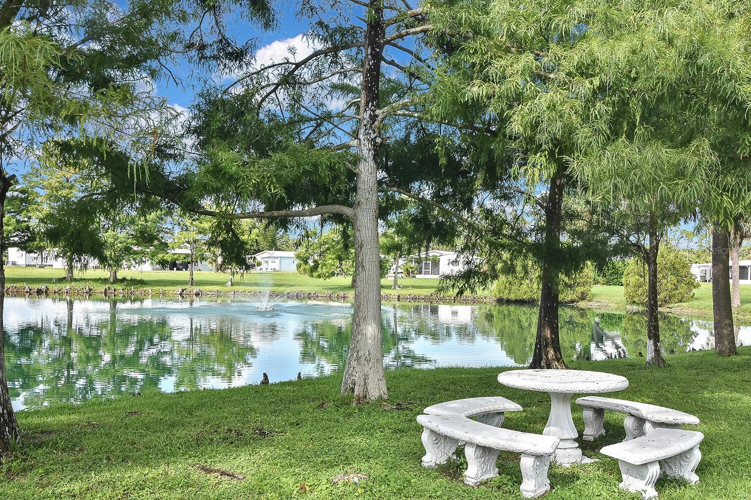 HOLIDAY PARK - Residential