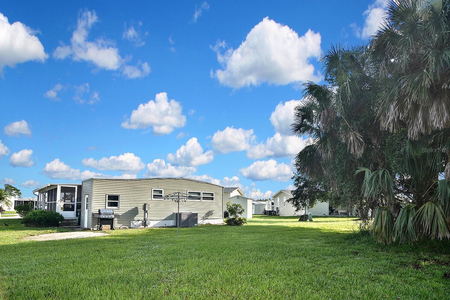 HOLIDAY PARK - Residential