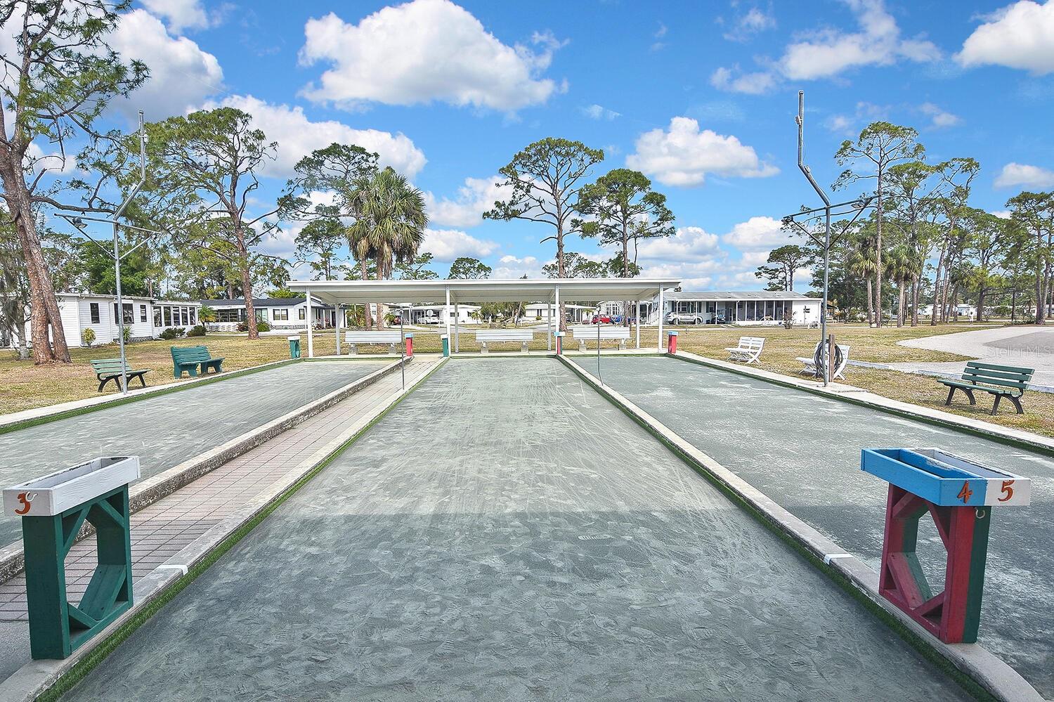 HOLIDAY PARK - Residential