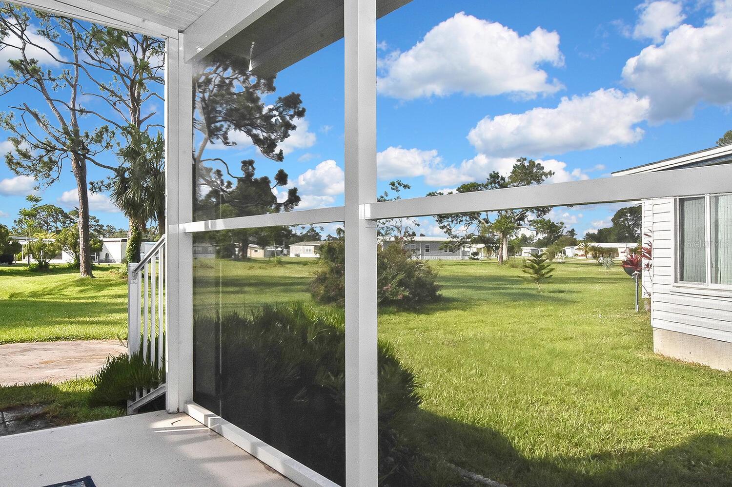 HOLIDAY PARK - Residential