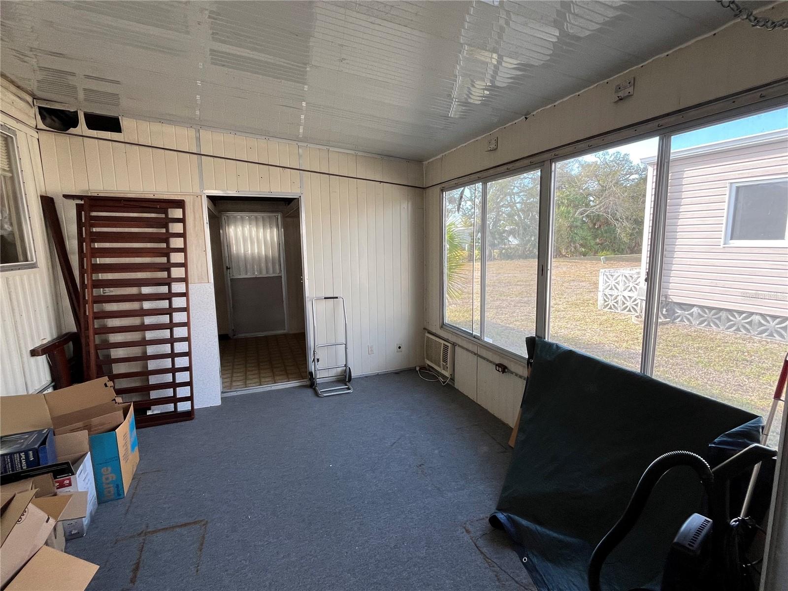 VENICE ISLE - Residential