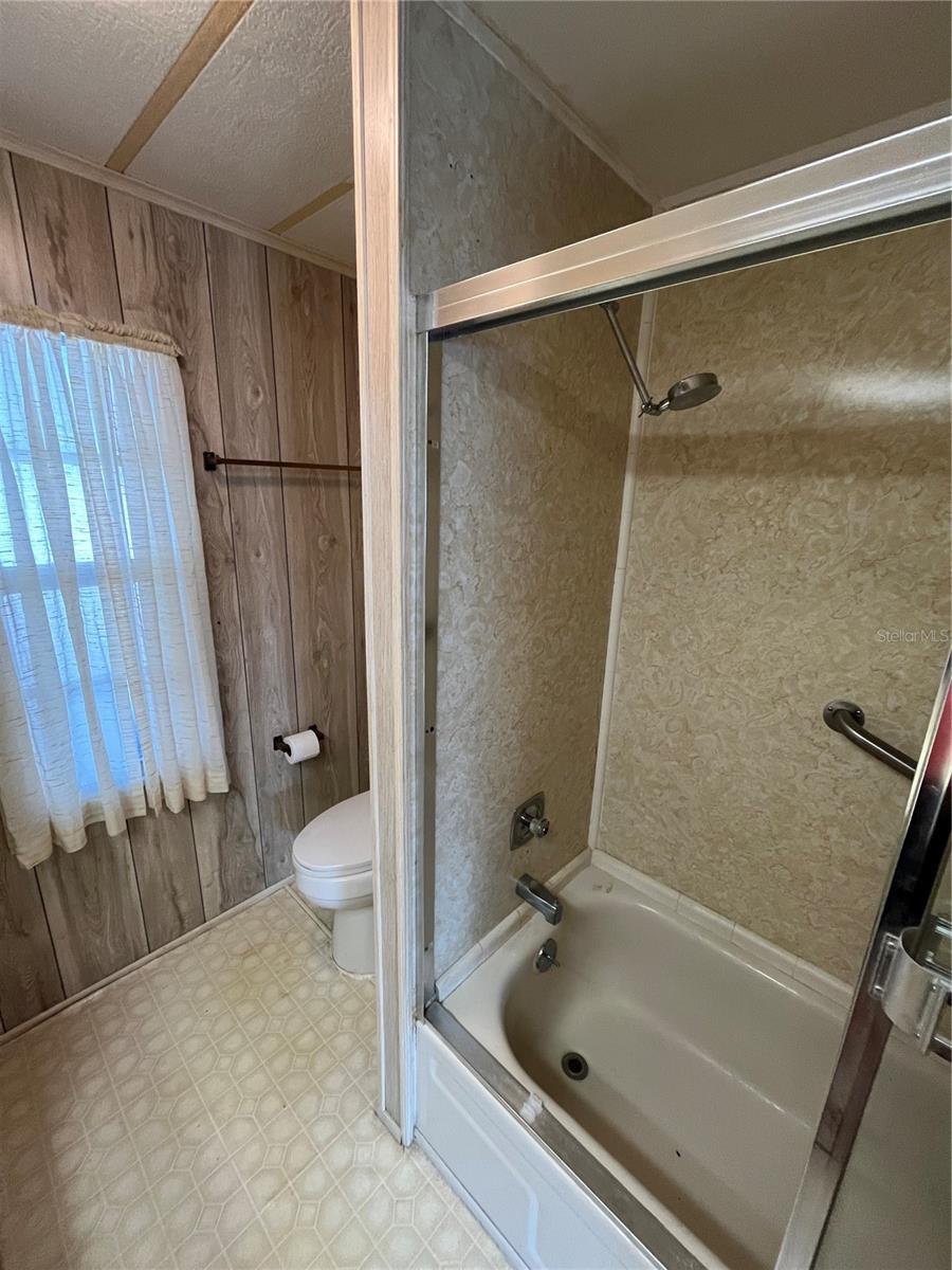 VENICE ISLE - Residential