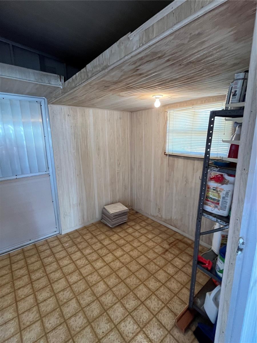 VENICE ISLE - Residential