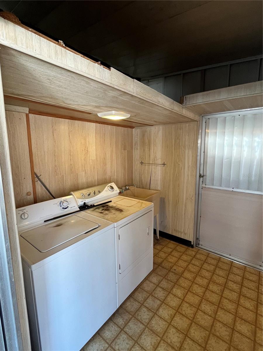 VENICE ISLE - Residential