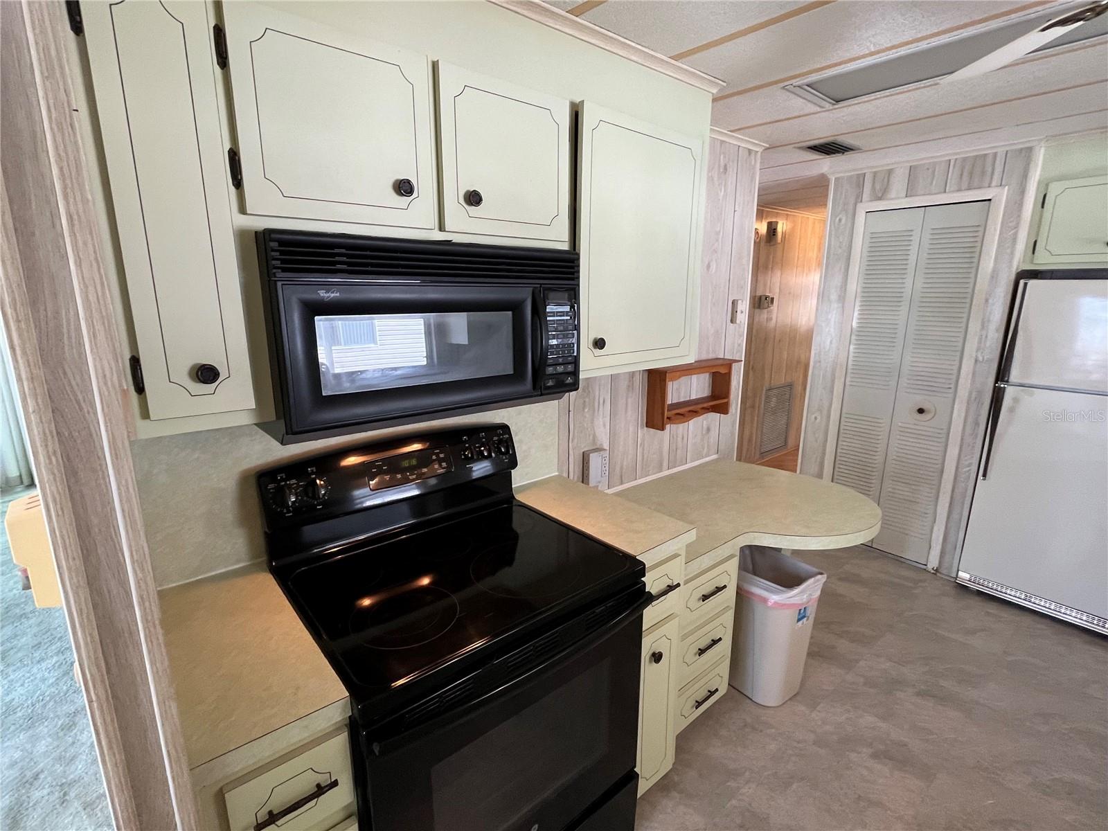 VENICE ISLE - Residential