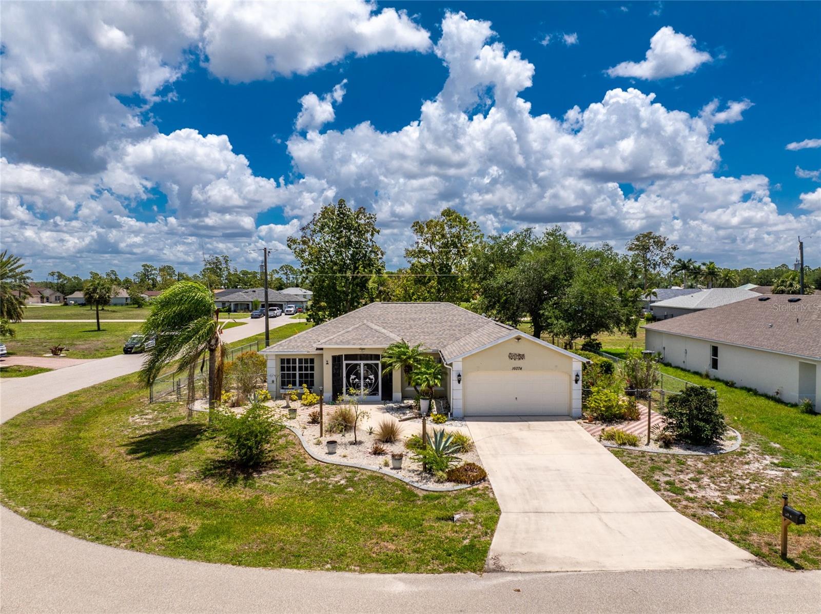 PUNTA GORDA ISLES SEC 16 - Residential