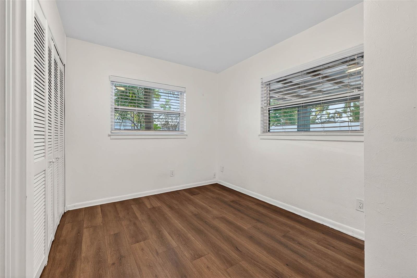 OAKFORD - Residential