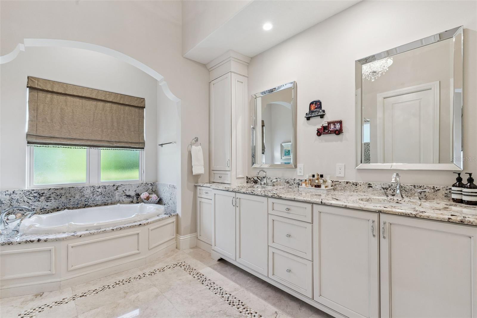 SAWYER SOUND - Residential