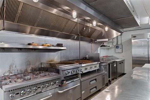 Tiny photo for 508 N Citrus Avenue, Crystal River, FL 34428 (MLS # OM688885)