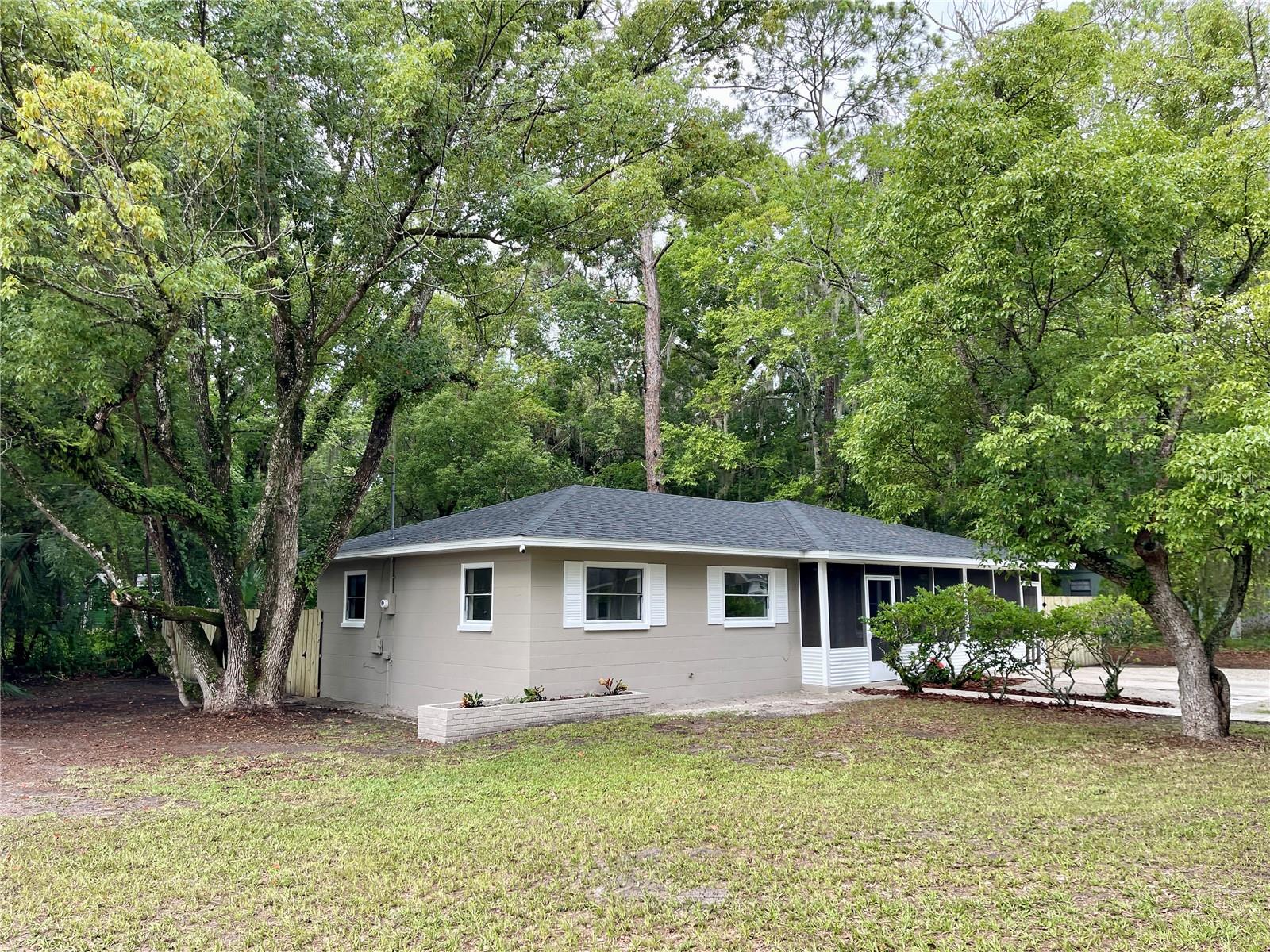1715 NE 6TH PLACE
