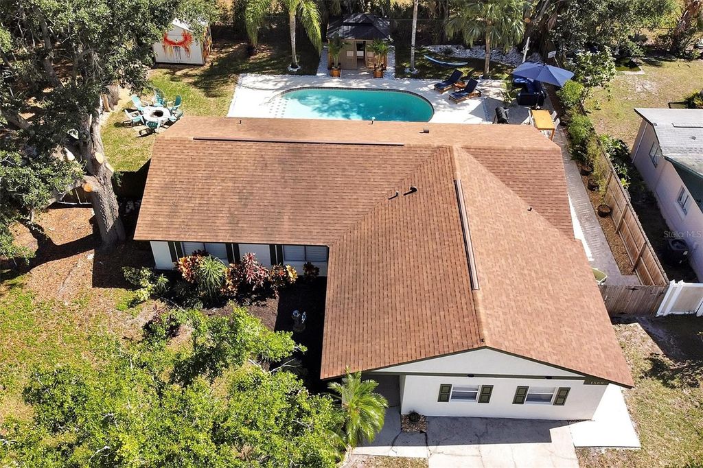 Photo of 1568 East Oak Leaf Lane, Kissimmee, FL 34744 (MLS # O6376960)