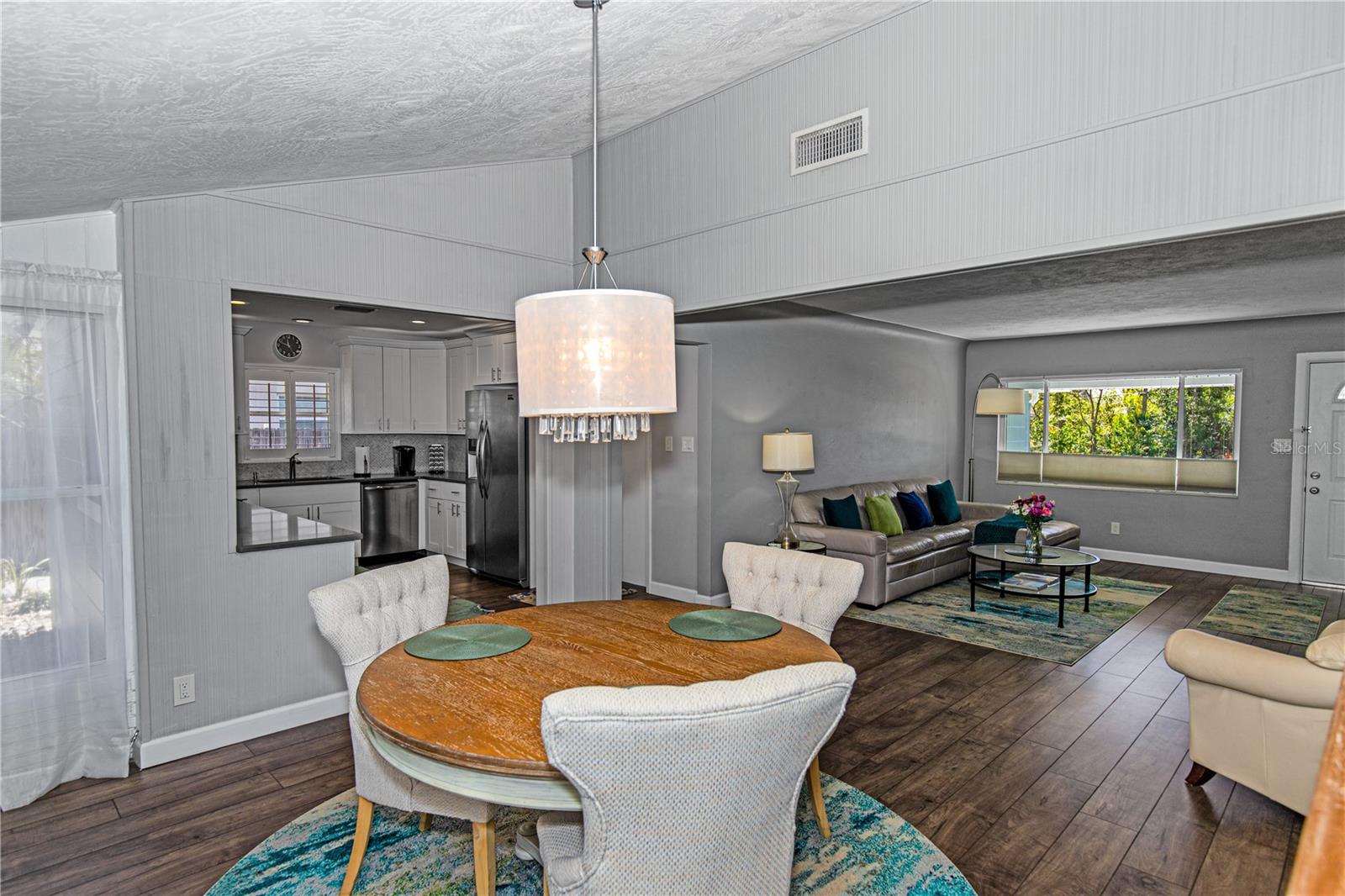 GARDEN MANOR SEC 1 - Residential