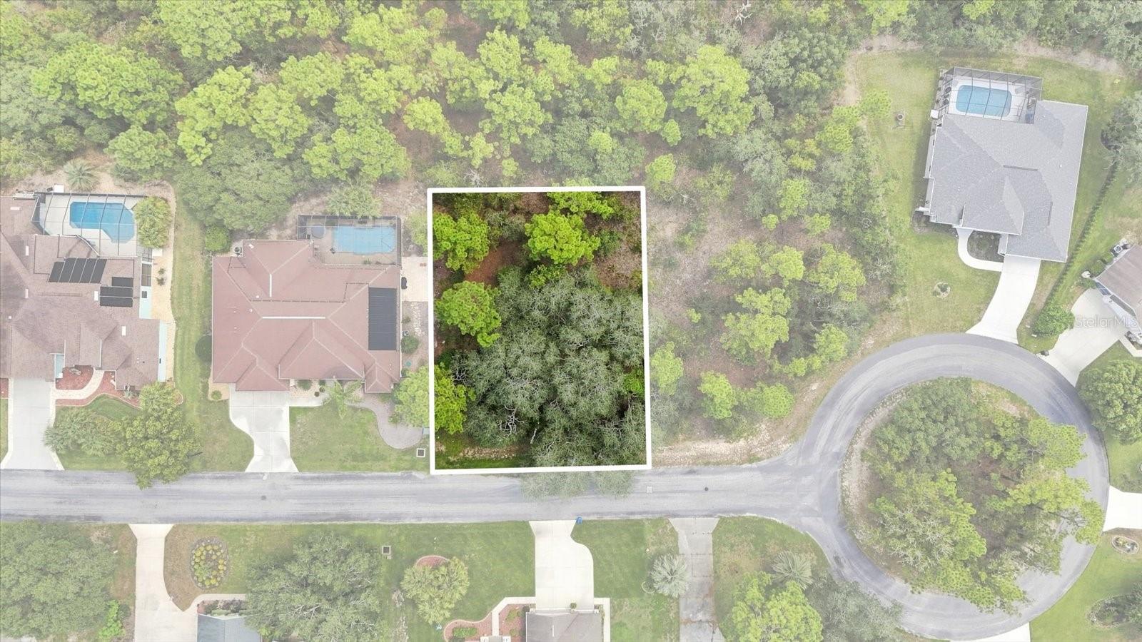 7 HONEYSUCKLE COURT S