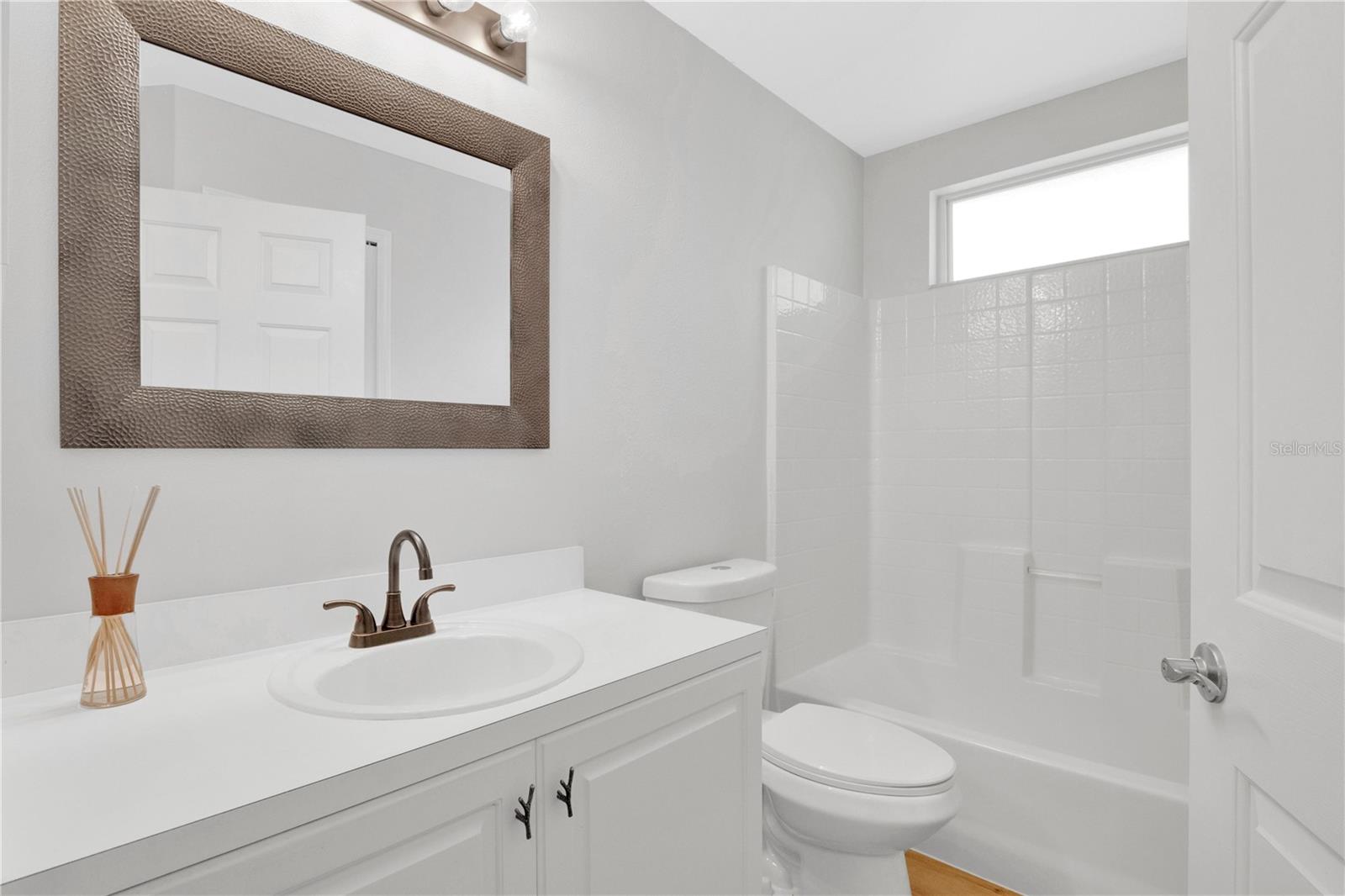 KINGS RIDGE - Residential