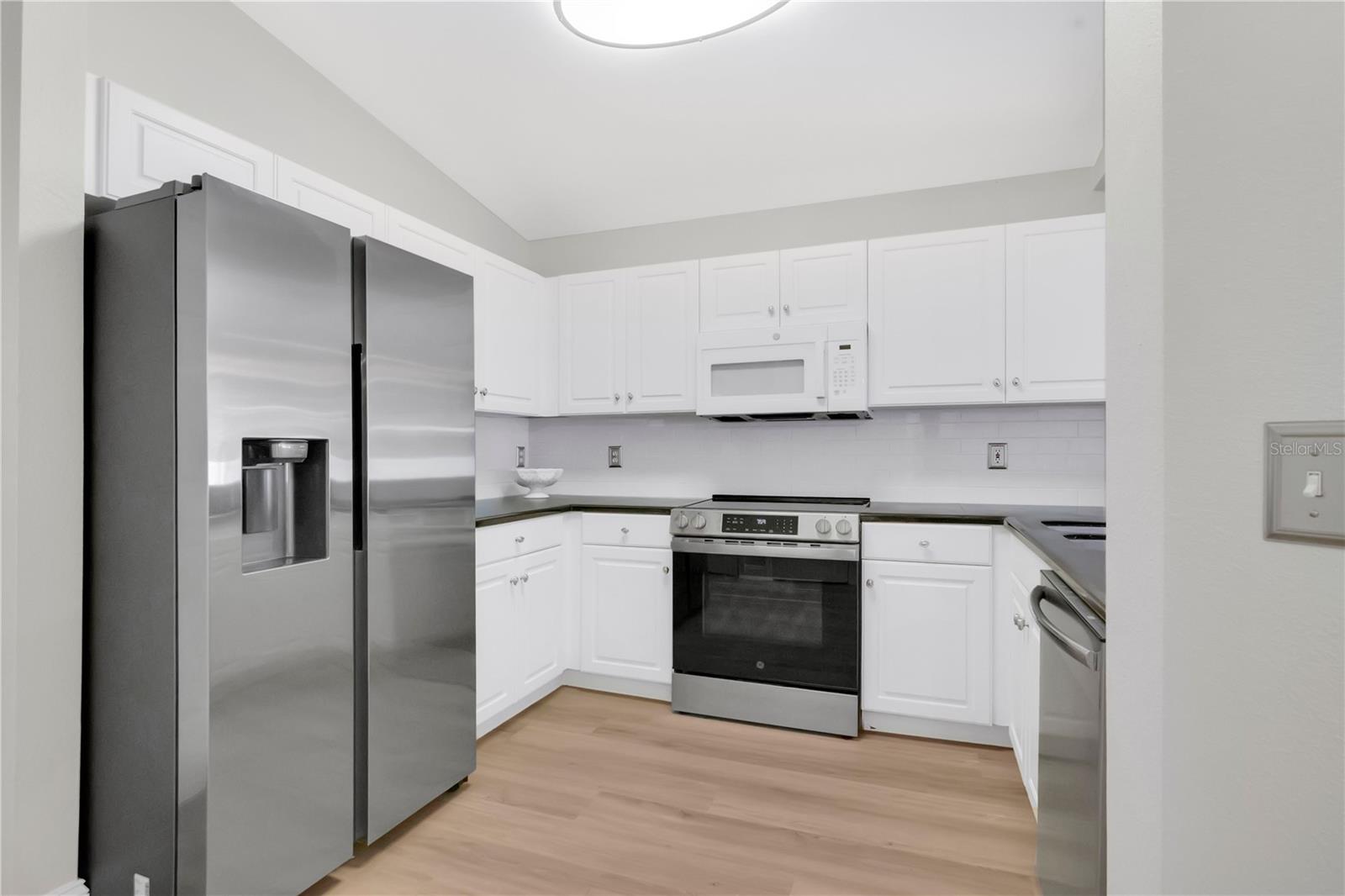 KINGS RIDGE - Residential