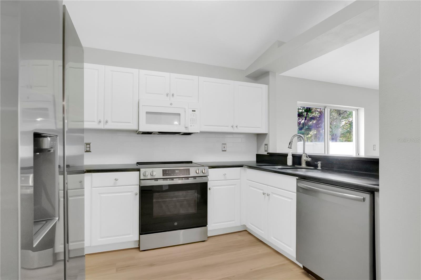 KINGS RIDGE - Residential