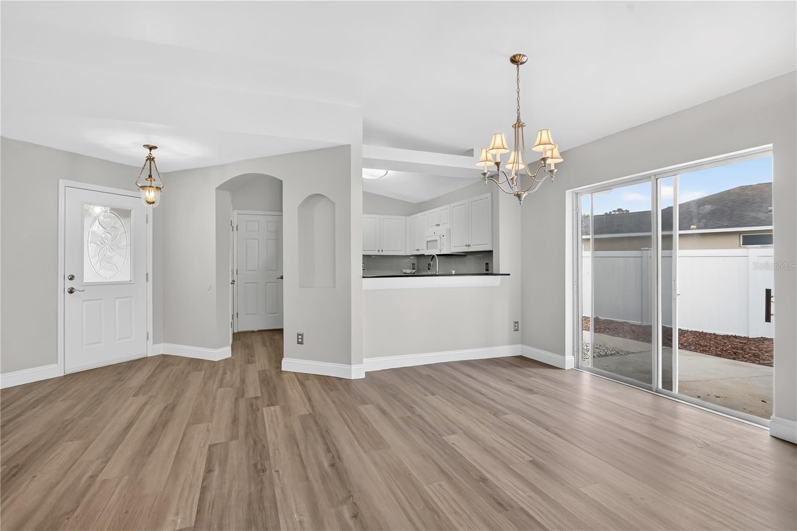 KINGS RIDGE - Residential