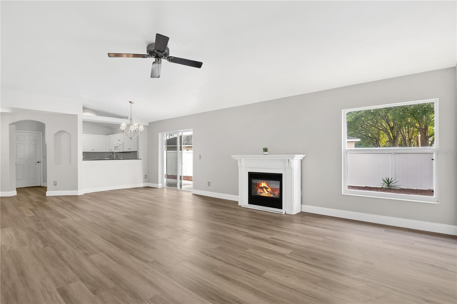 KINGS RIDGE - Residential