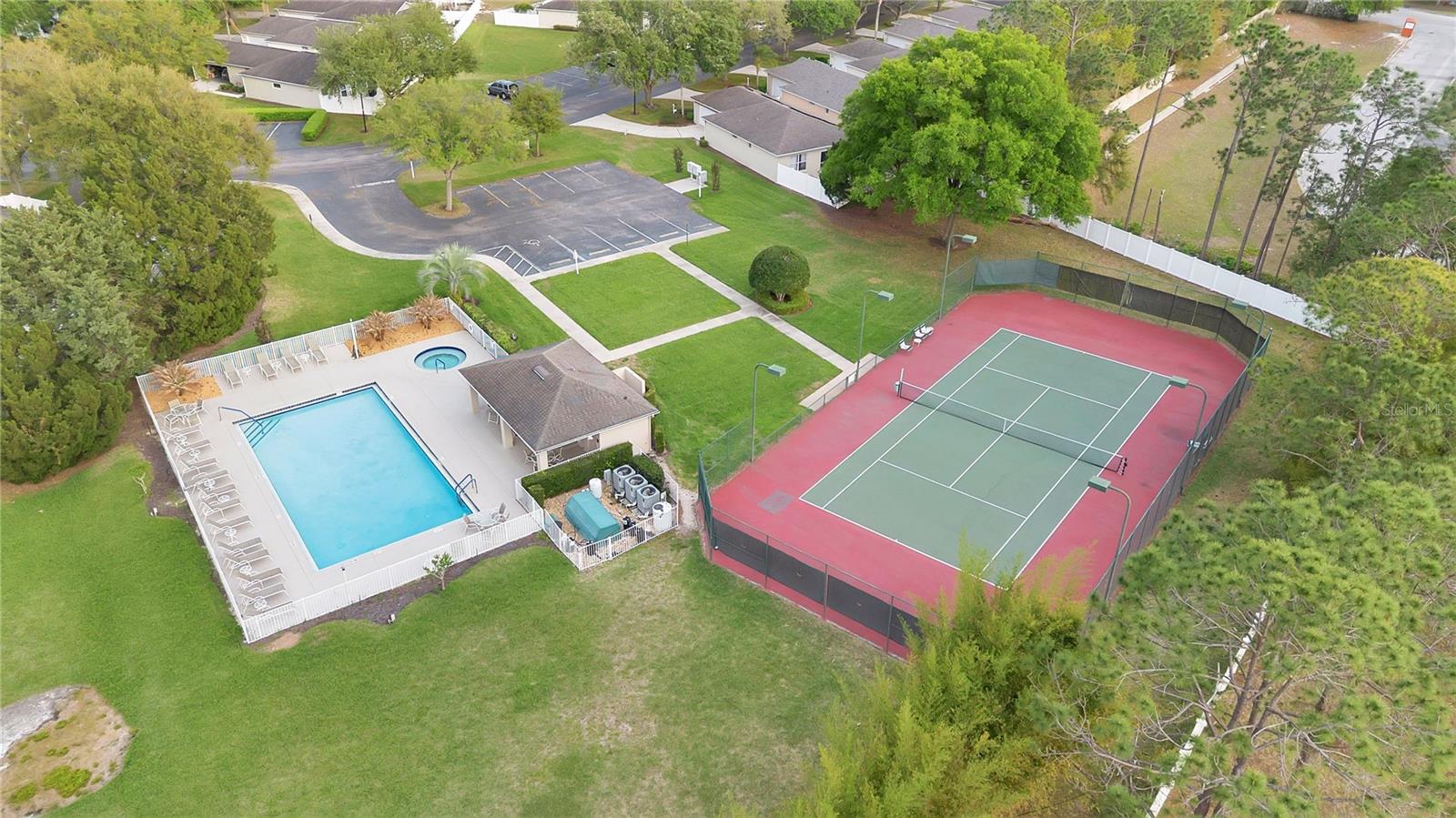 KINGS RIDGE - Residential