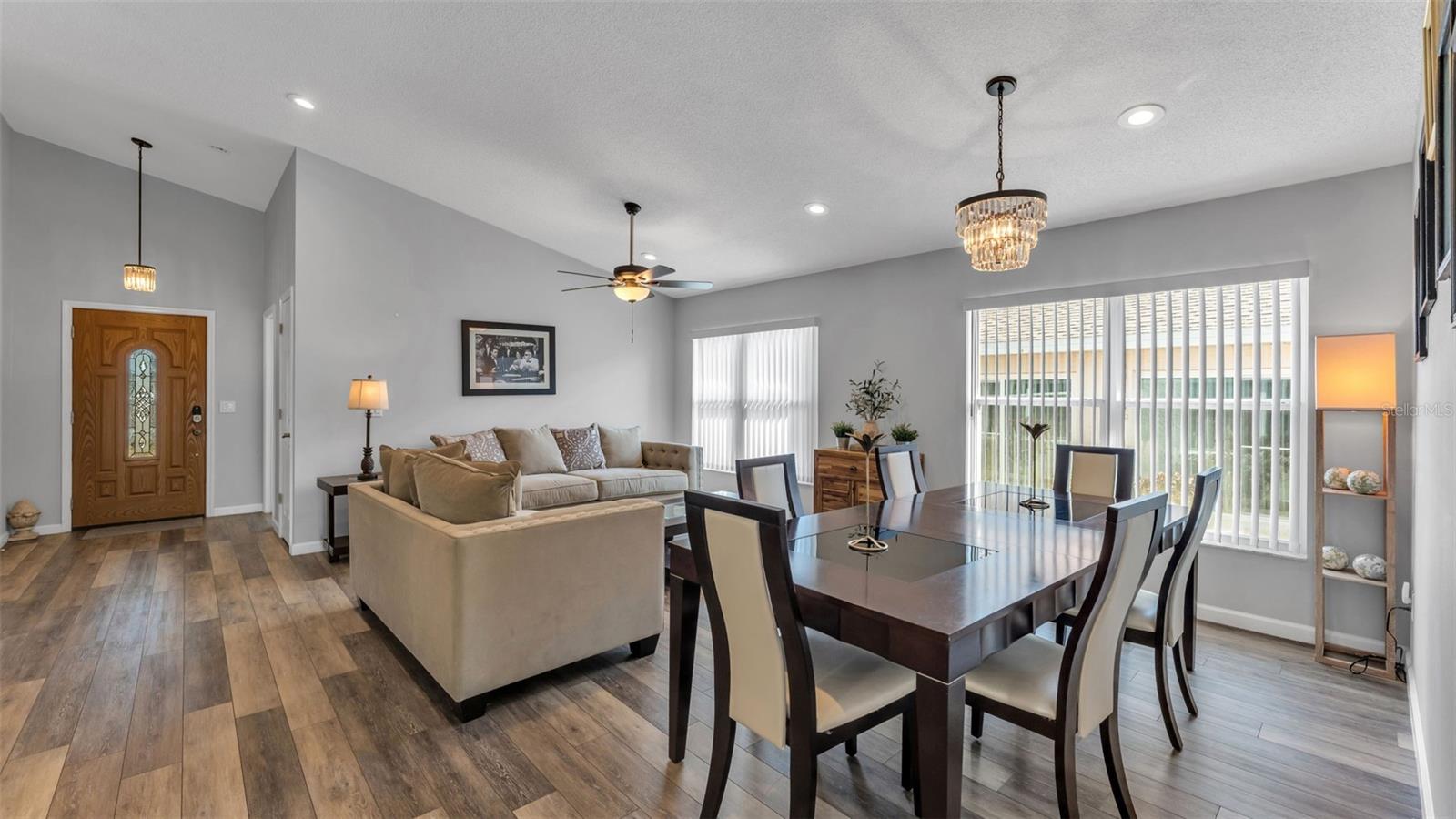 HAMPTON ESTATES - Residential