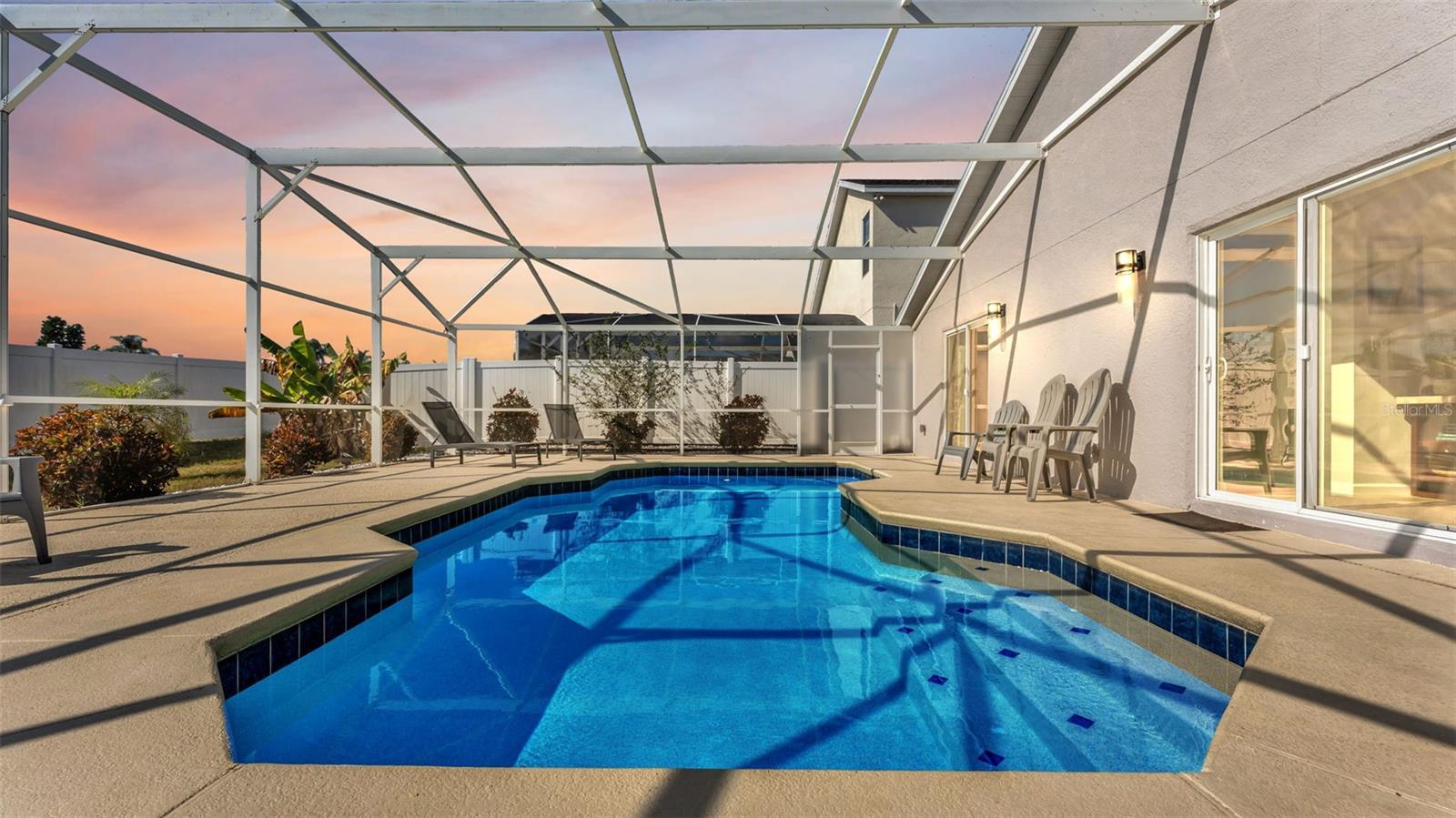 HAMPTON ESTATES - Residential