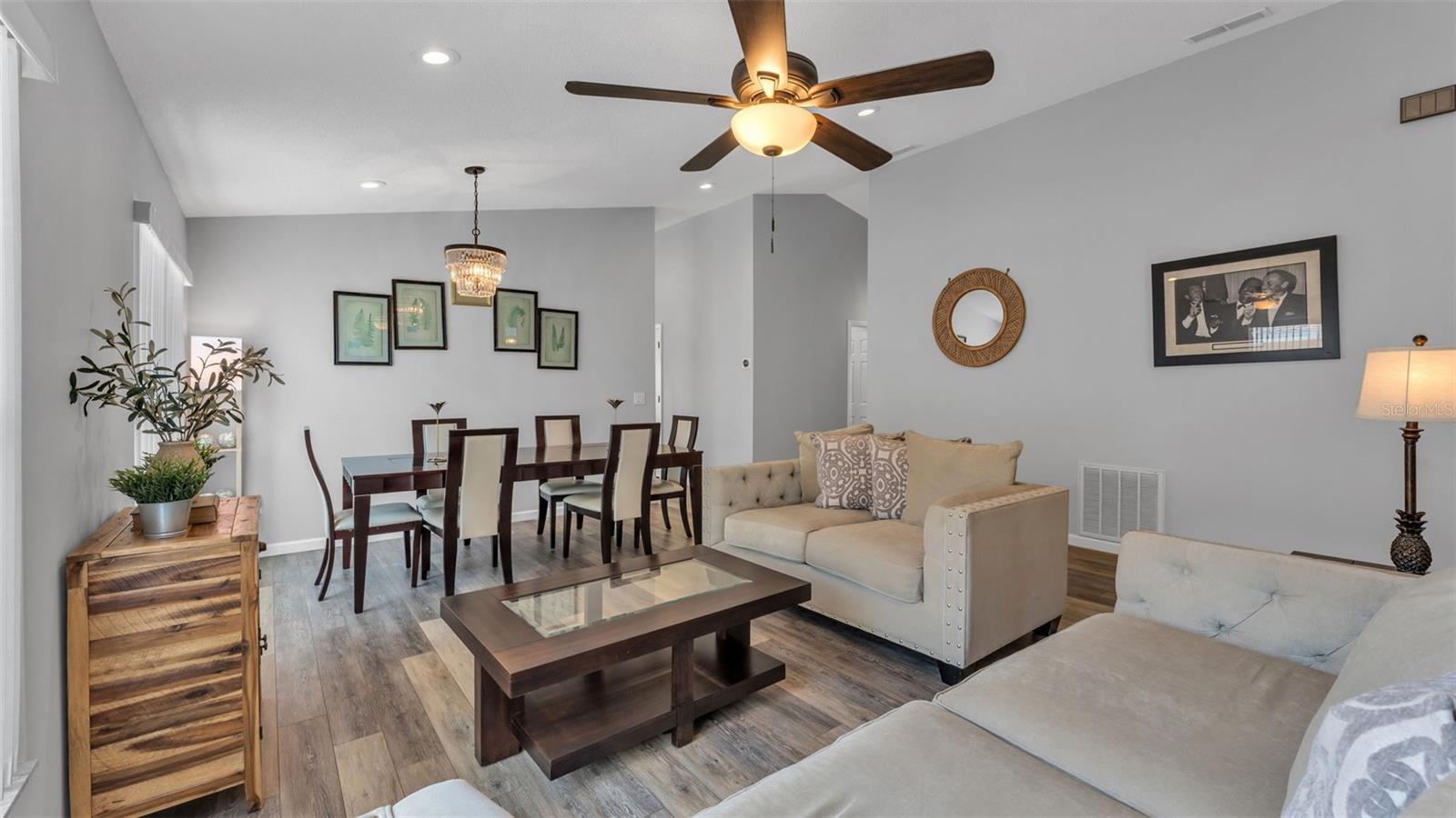 HAMPTON ESTATES - Residential