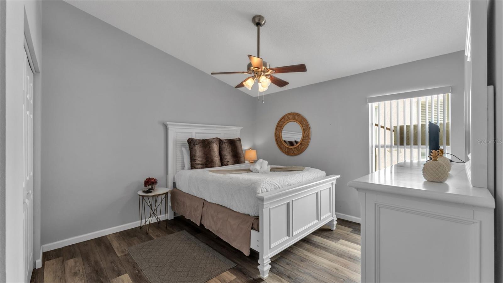 HAMPTON ESTATES - Residential