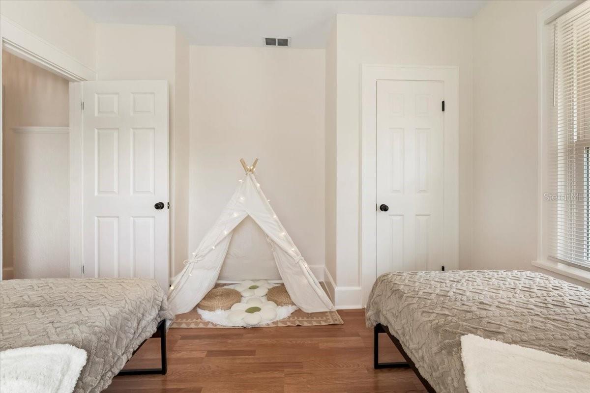 SERVISS SUB - Residential