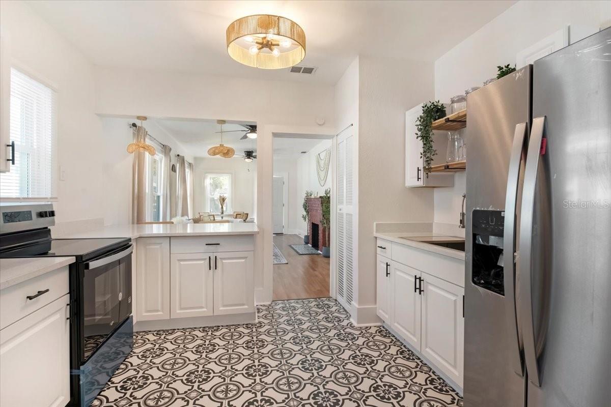 SERVISS SUB - Residential