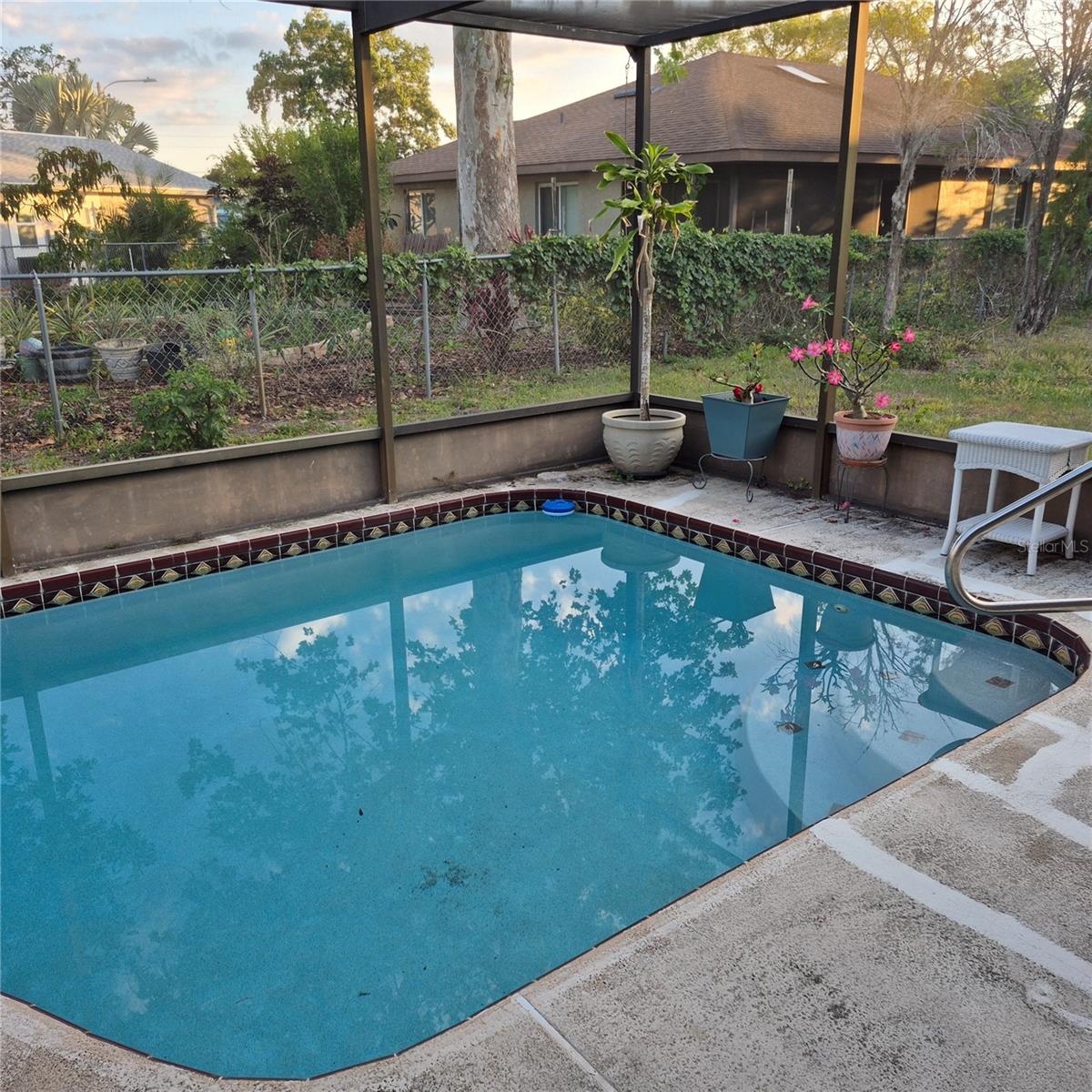 RIDGEWOOD - Residential