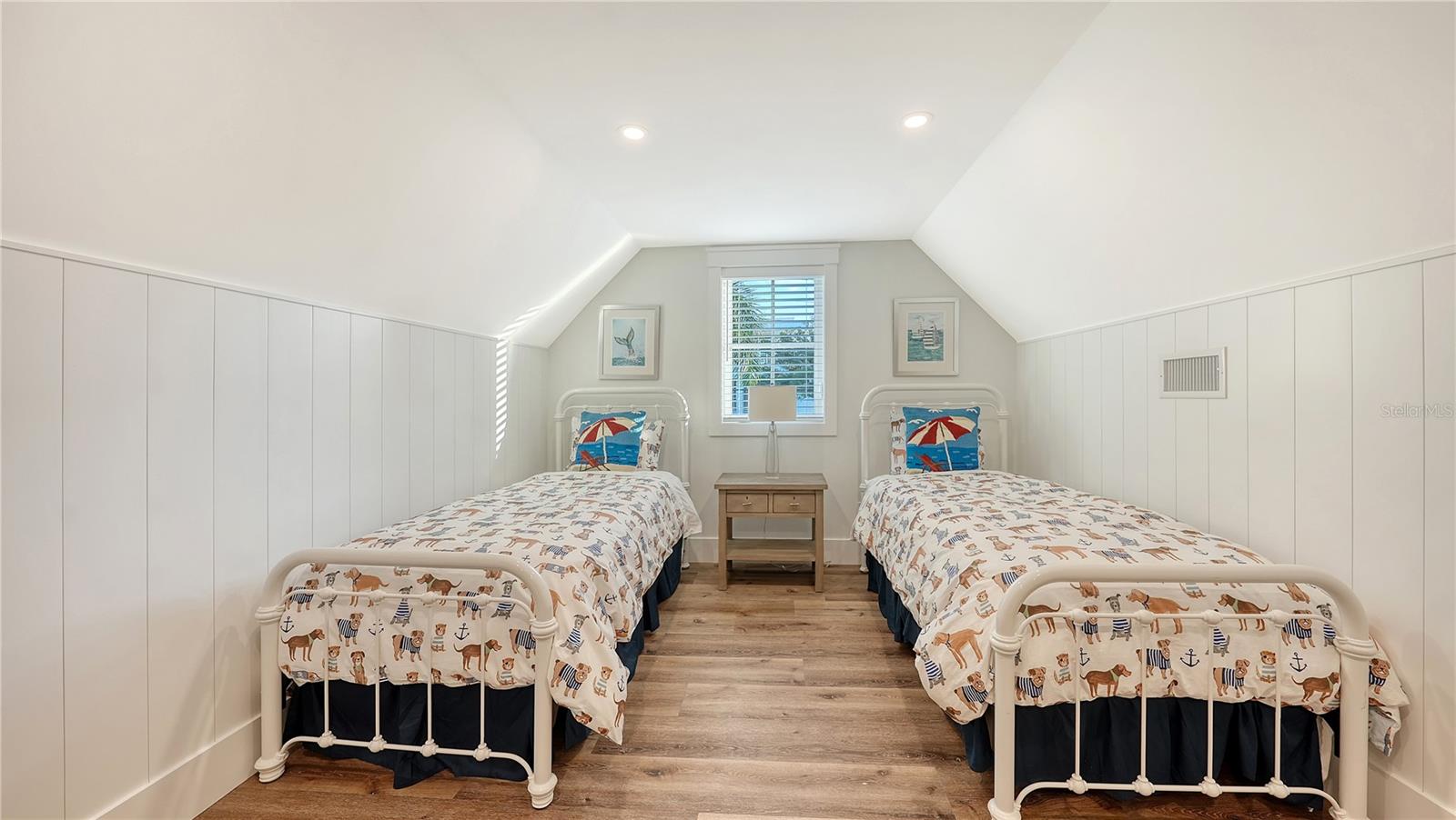 SAINT ARMANDS DIV JOHN RINGLING ESTATES - Residential