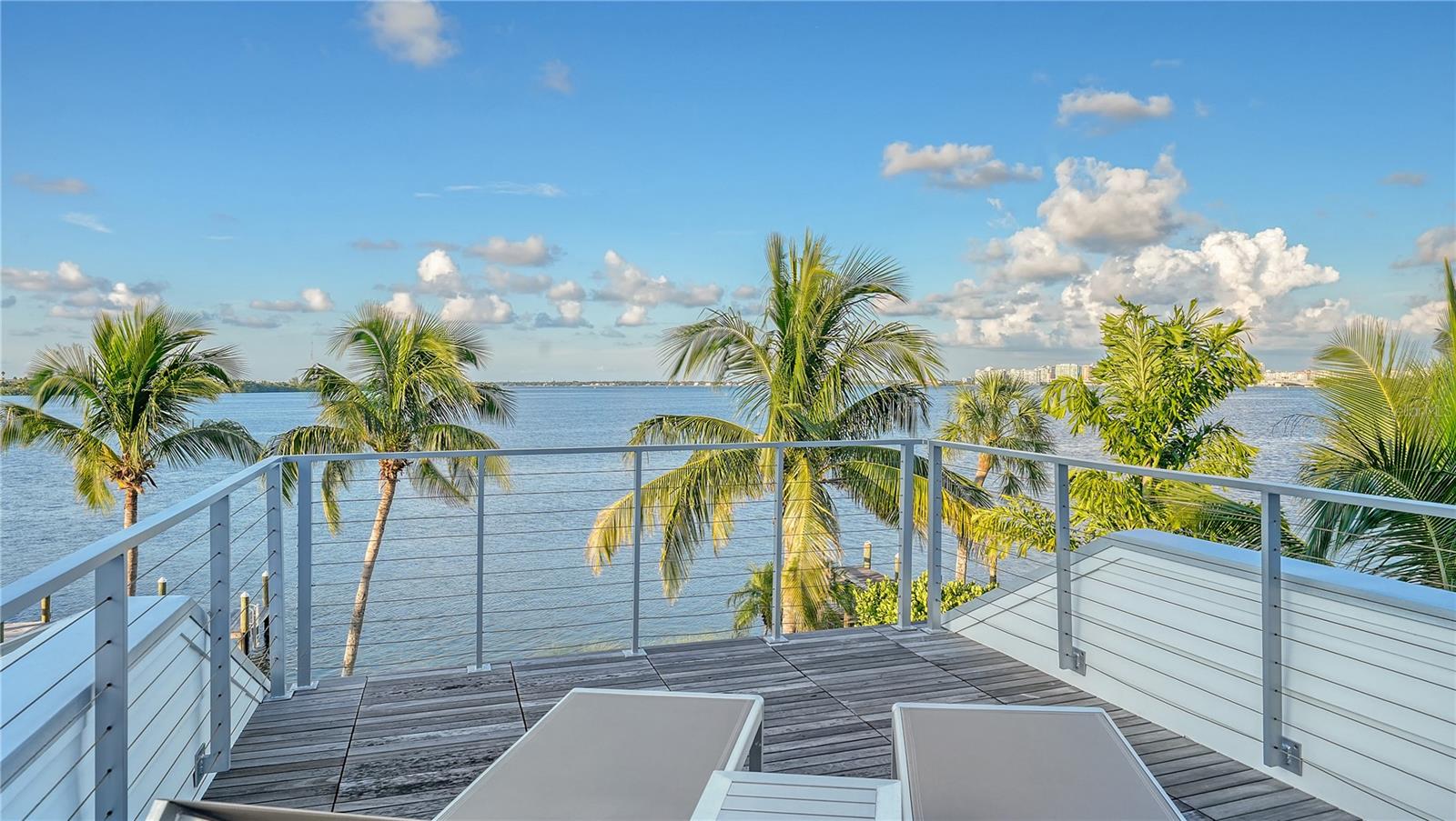 SAINT ARMANDS DIV JOHN RINGLING ESTATES - Residential