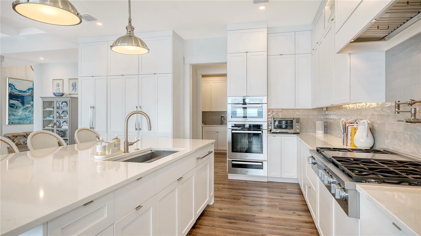 SAINT ARMANDS DIV JOHN RINGLING ESTATES - Residential